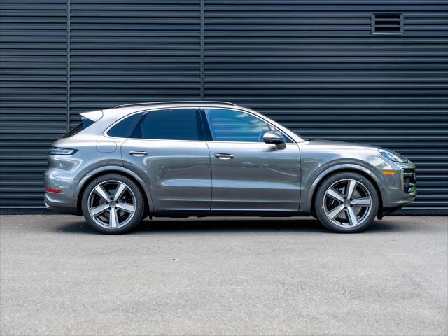 used 2025 Porsche Cayenne E-Hybrid car, priced at $175,995