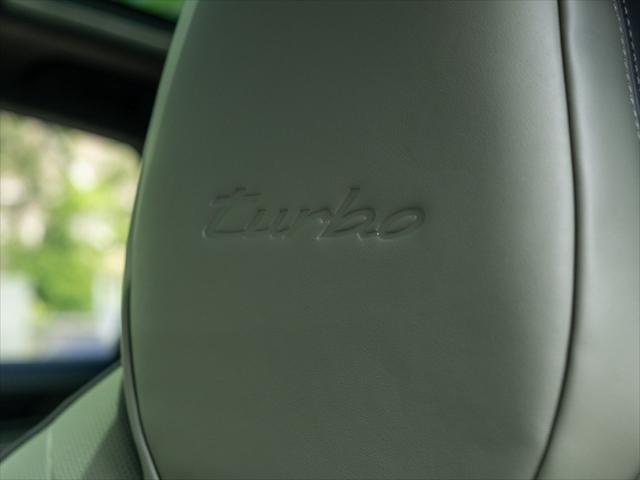 used 2025 Porsche Cayenne E-Hybrid car, priced at $175,995
