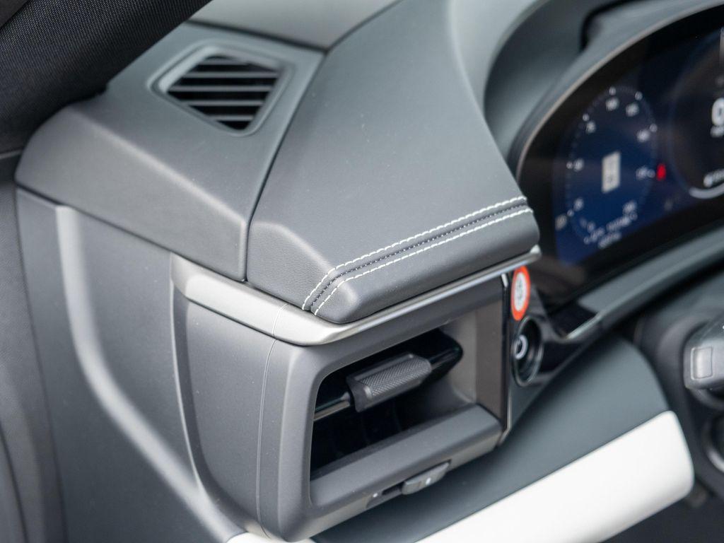 new 2025 Porsche Macan car