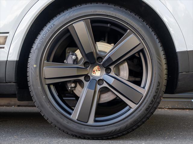 used 2025 Porsche Cayenne car, priced at $92,481