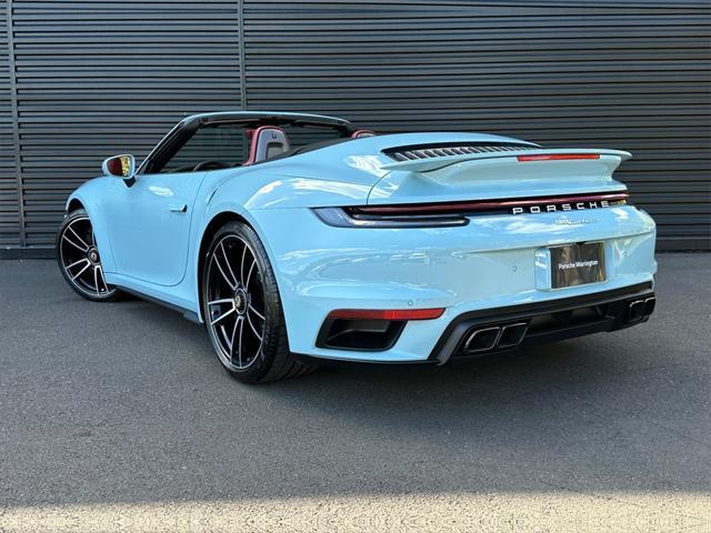 used 2022 Porsche 911 car, priced at $264,991