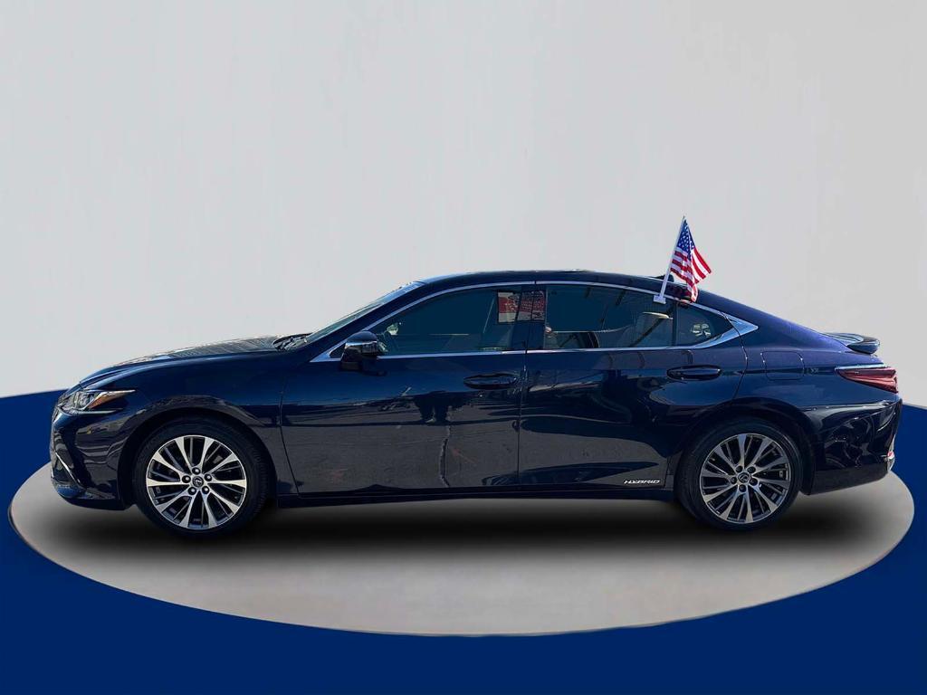 used 2019 Lexus ES 300h car, priced at $26,998