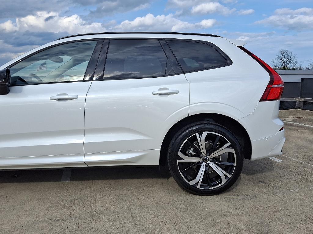 used 2024 Volvo XC60 car, priced at $46,998