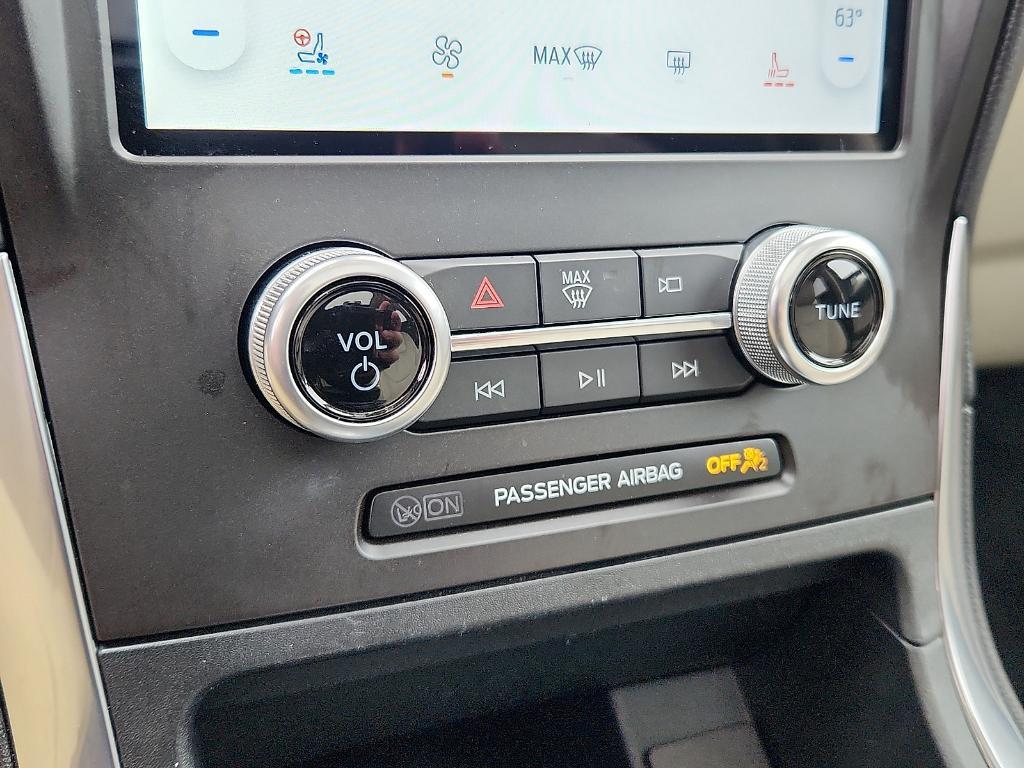 used 2021 Ford Edge car, priced at $25,888