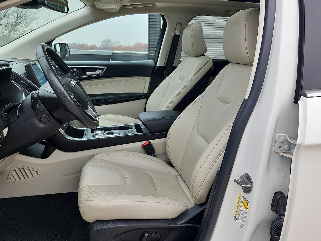used 2021 Ford Edge car, priced at $25,888
