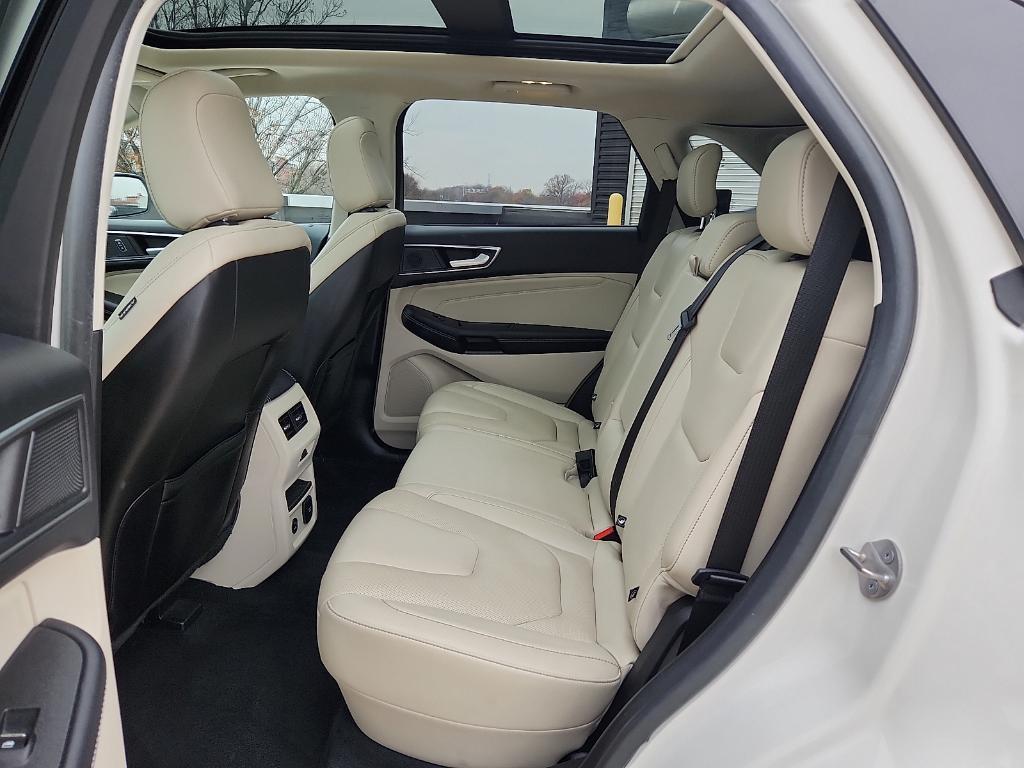 used 2021 Ford Edge car, priced at $25,888