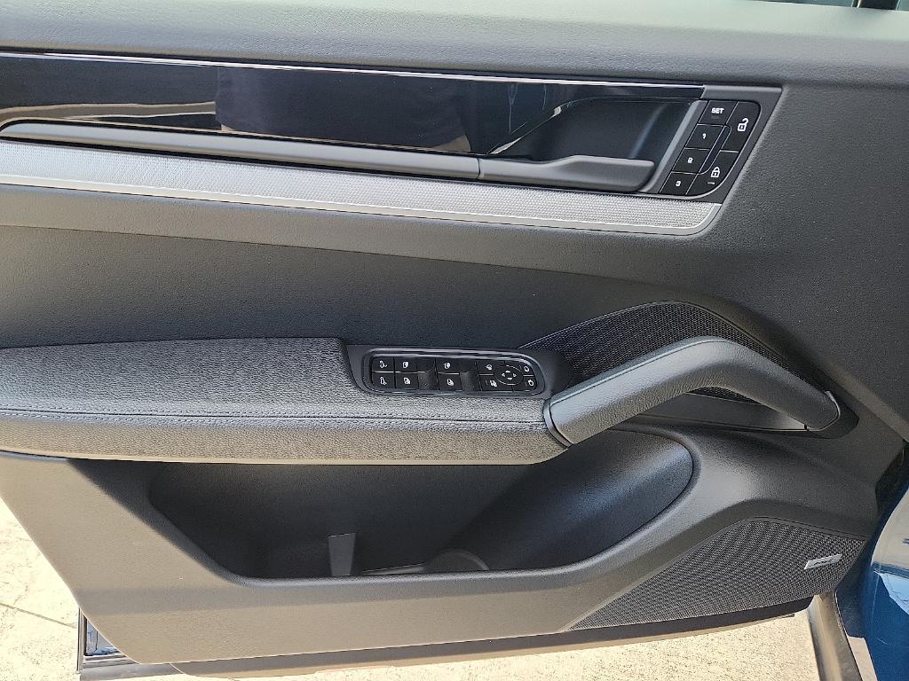 used 2024 Porsche Cayenne car, priced at $84,998