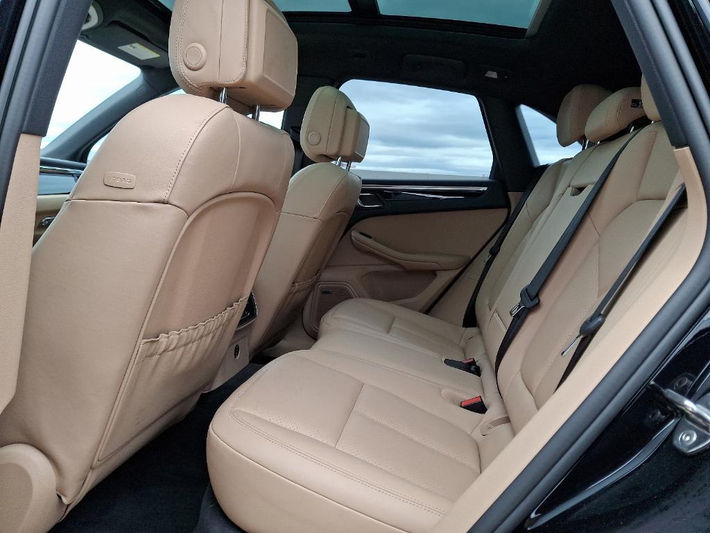 used 2024 Porsche Macan car