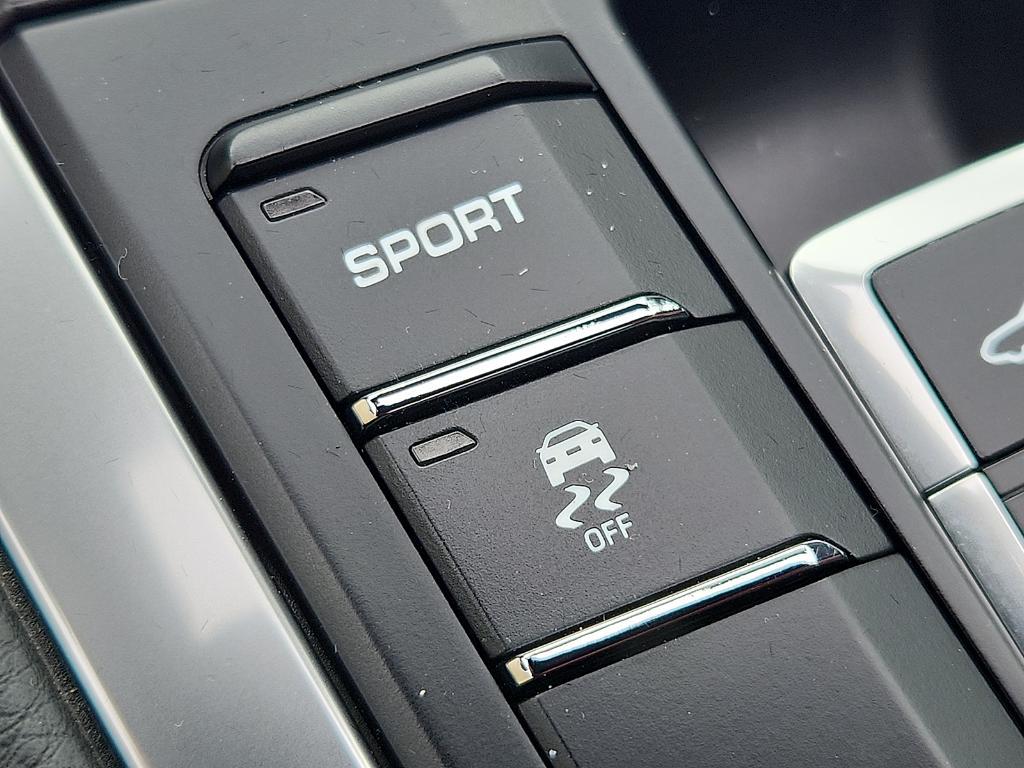 used 2019 Porsche 718 Boxster car, priced at $66,900