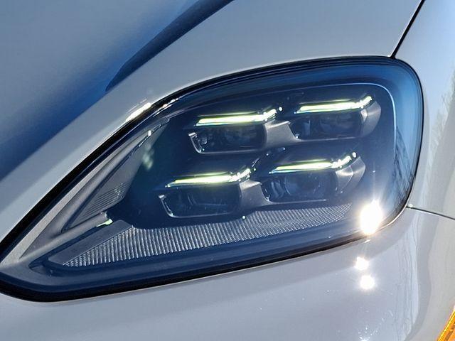 new 2025 Porsche Cayenne car, priced at $159,565