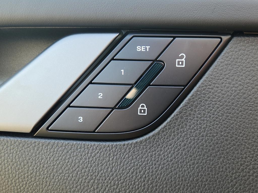 new 2026 Porsche 911 car, priced at $190,500