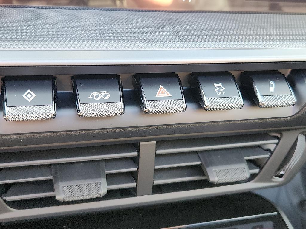 new 2026 Porsche 911 car, priced at $190,500