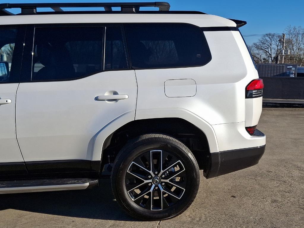 used 2024 Lexus GX 550 car, priced at $86,998