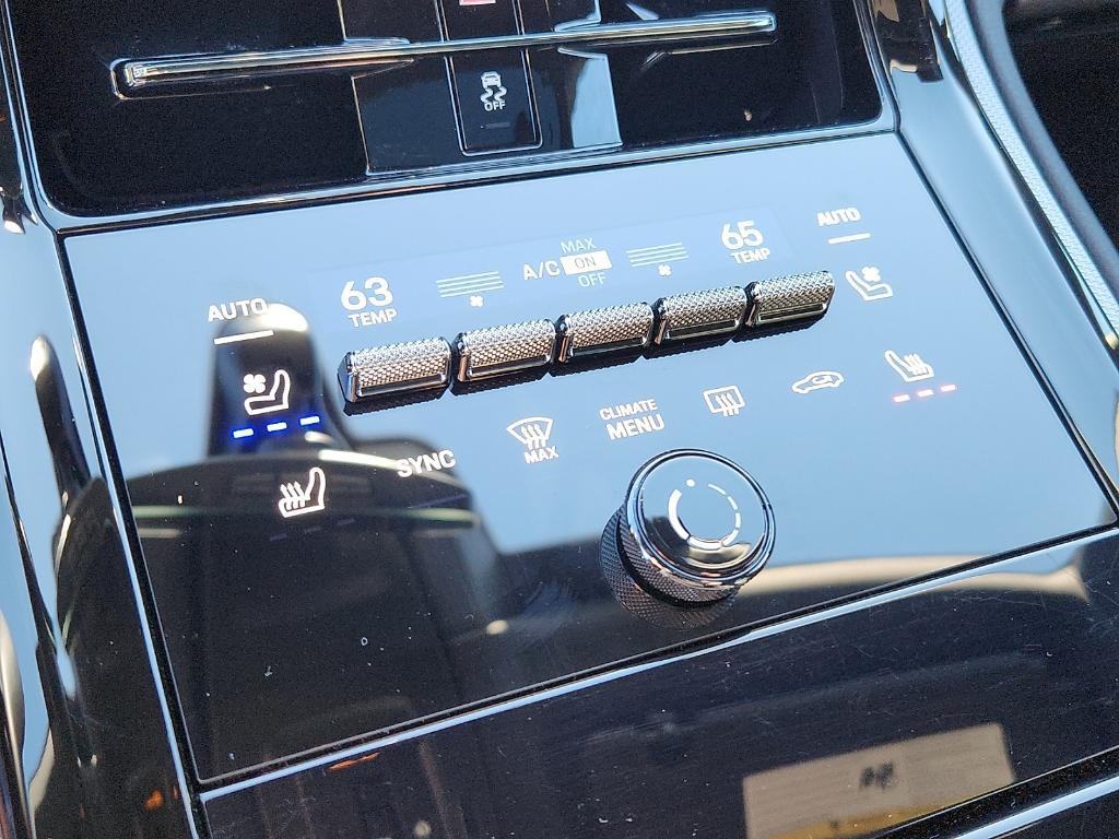 used 2025 Porsche Panamera car, priced at $121,916