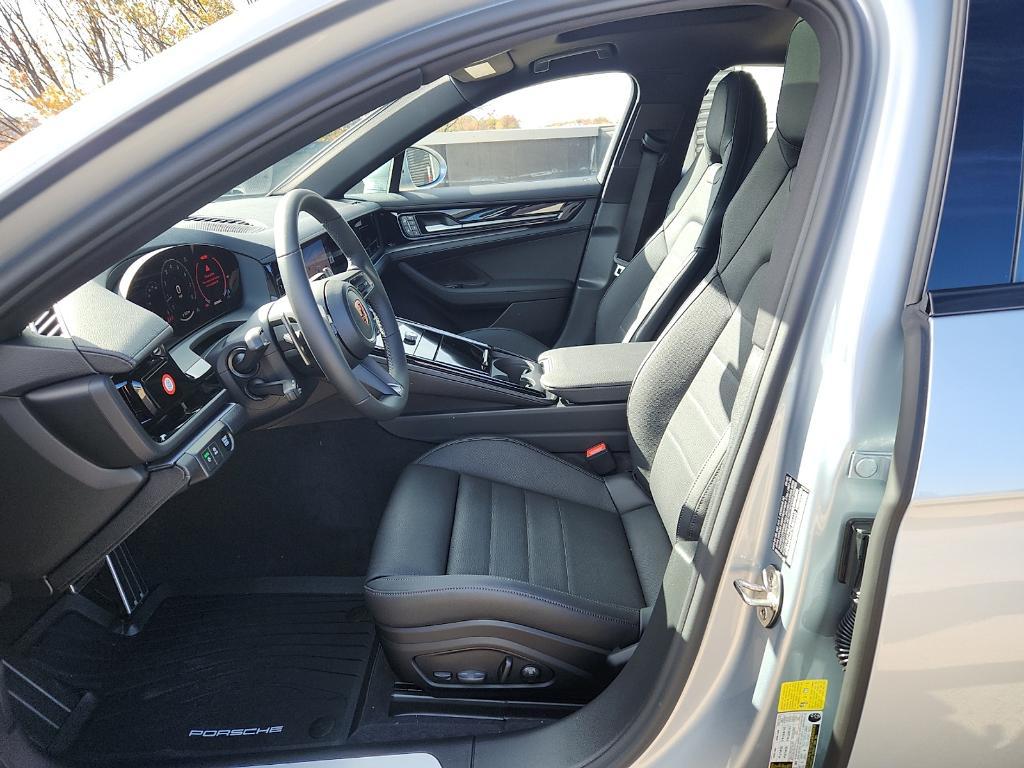new 2026 Porsche Panamera car, priced at $142,360