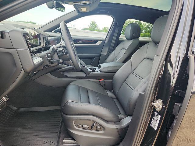 new 2025 Porsche Cayenne car, priced at $133,755