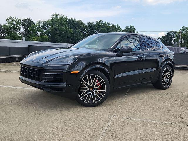 new 2025 Porsche Cayenne car, priced at $133,755