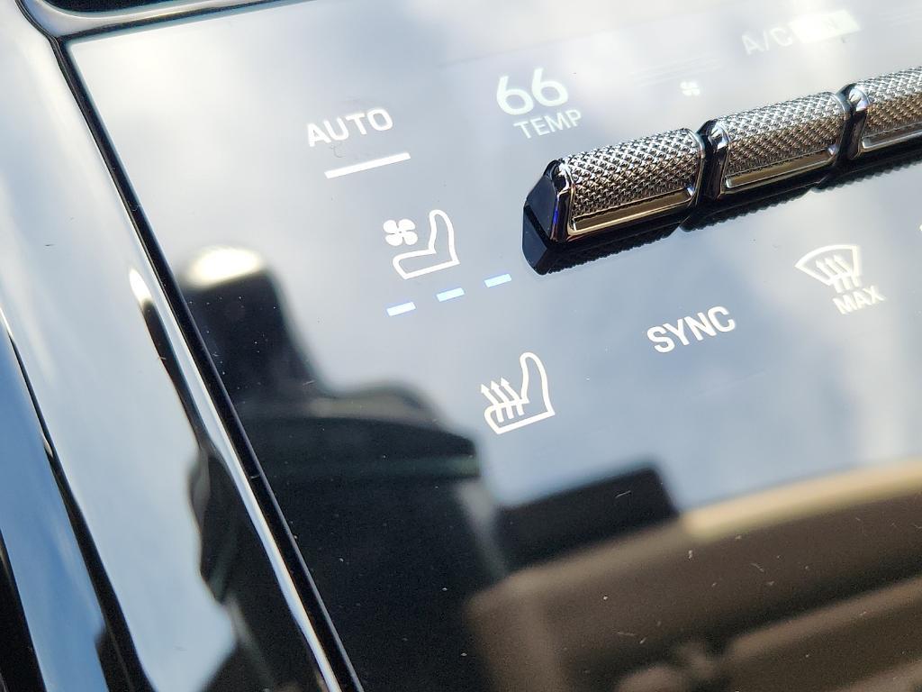 new 2026 Porsche Panamera car, priced at $138,830