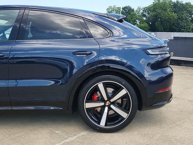 new 2025 Porsche Cayenne car, priced at $167,985