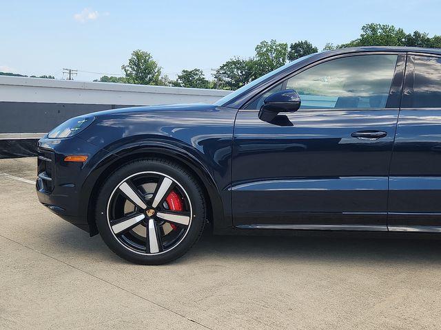 new 2025 Porsche Cayenne car, priced at $167,985