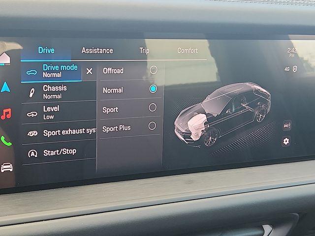 new 2025 Porsche Cayenne car, priced at $167,985