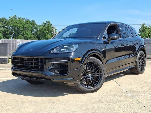 new 2025 Porsche Cayenne car, priced at $194,795