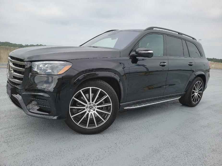 used 2024 Mercedes-Benz GLS 580 car