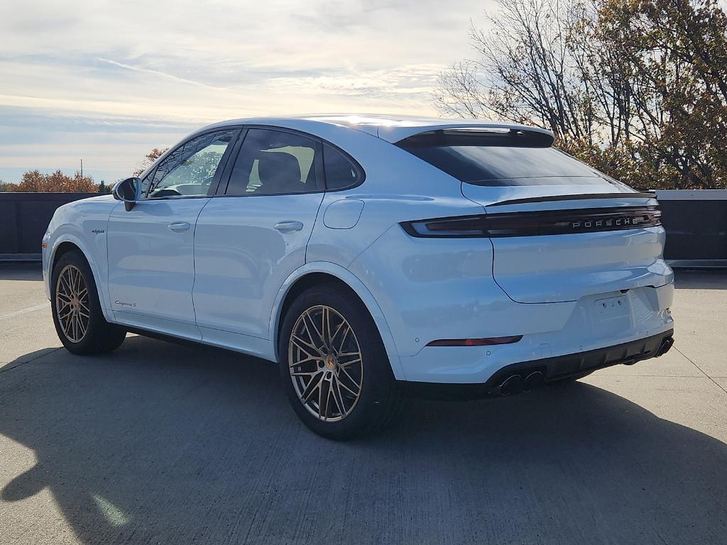 new 2026 Porsche Cayenne car, priced at $135,050