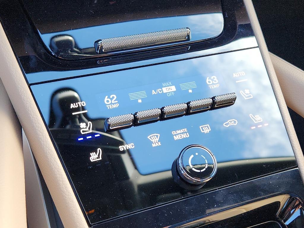 new 2026 Porsche Cayenne car, priced at $135,050