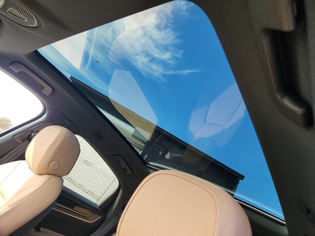 new 2026 Porsche Cayenne car, priced at $135,050