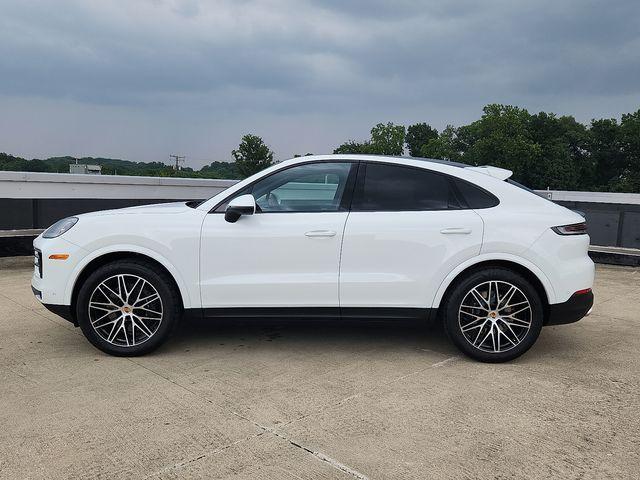 new 2025 Porsche Cayenne car, priced at $104,125