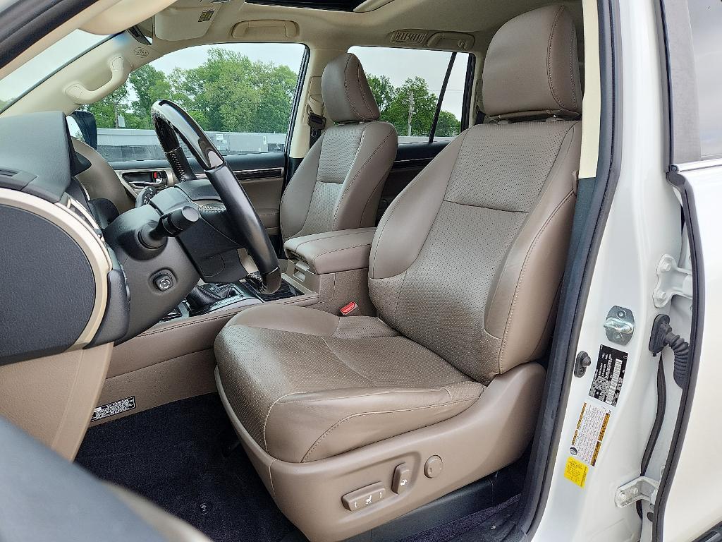 used 2021 Lexus GX 460 car, priced at $44,999