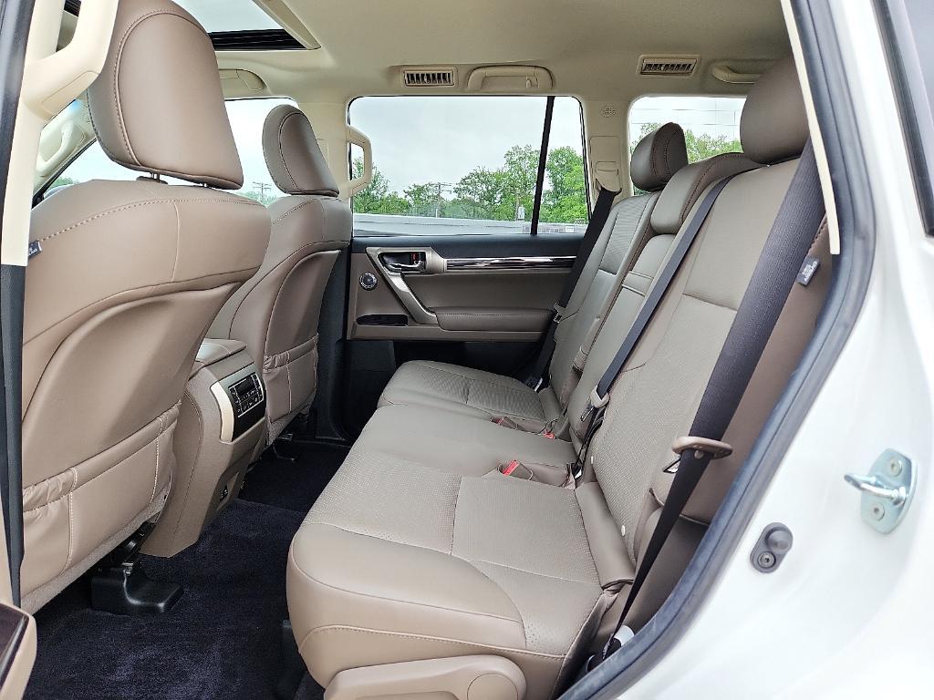 used 2021 Lexus GX 460 car, priced at $44,999