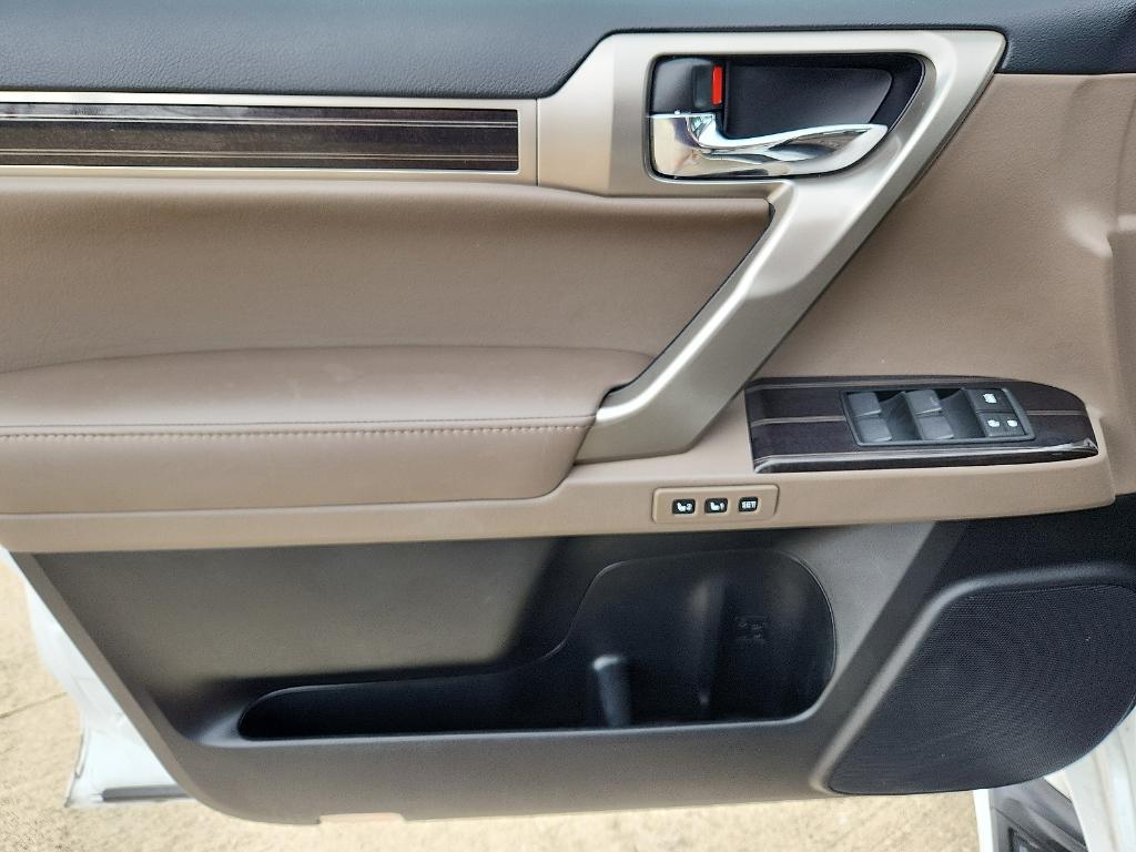 used 2021 Lexus GX 460 car, priced at $44,999