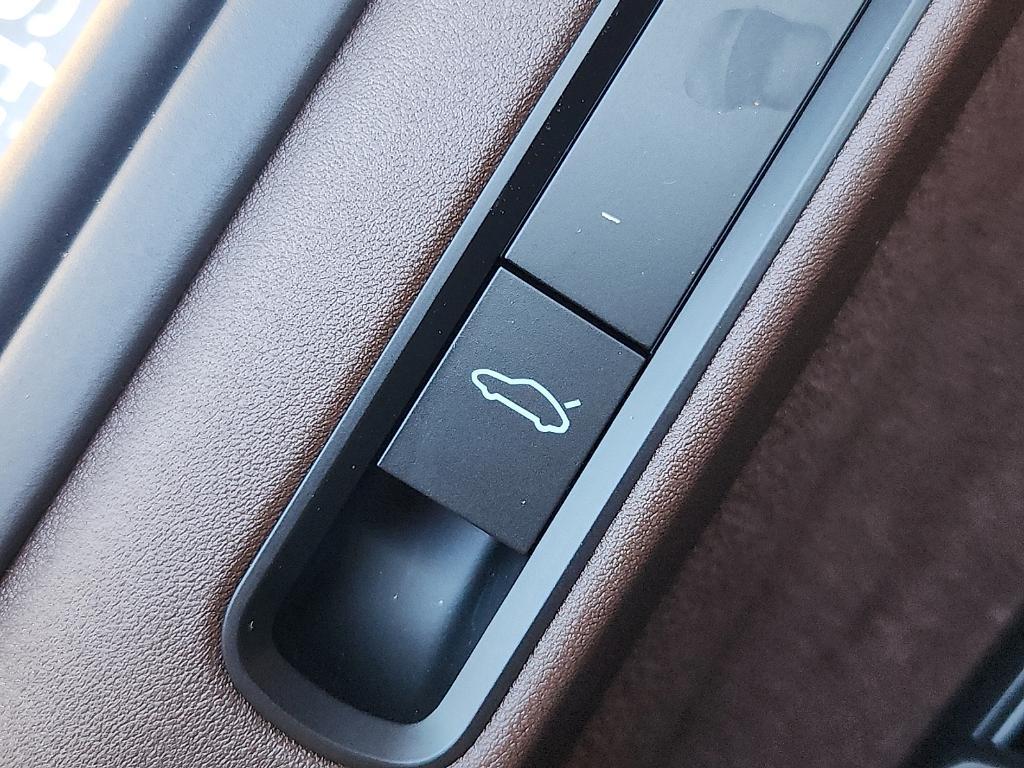 new 2026 Porsche 911 car, priced at $172,910