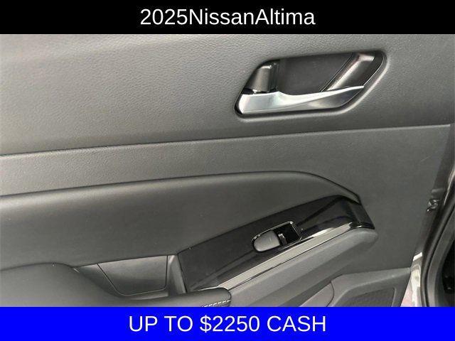 new 2025 Nissan Altima car, priced at $31,995