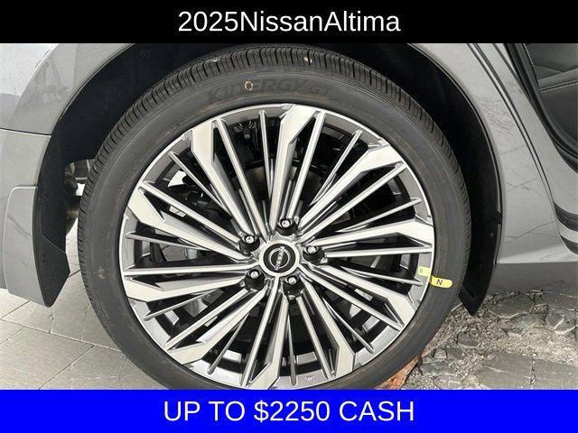 new 2025 Nissan Altima car, priced at $31,995