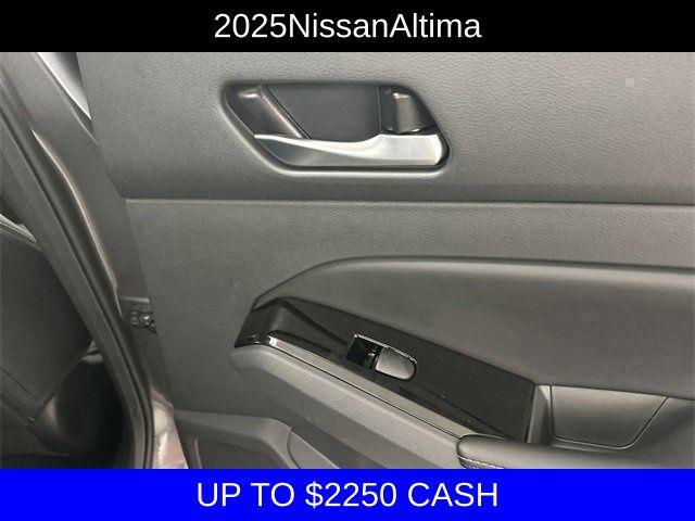 new 2025 Nissan Altima car, priced at $31,995