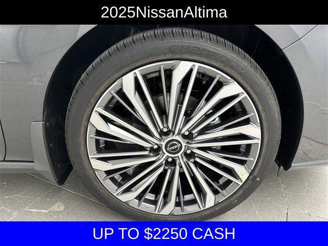 new 2025 Nissan Altima car, priced at $31,995