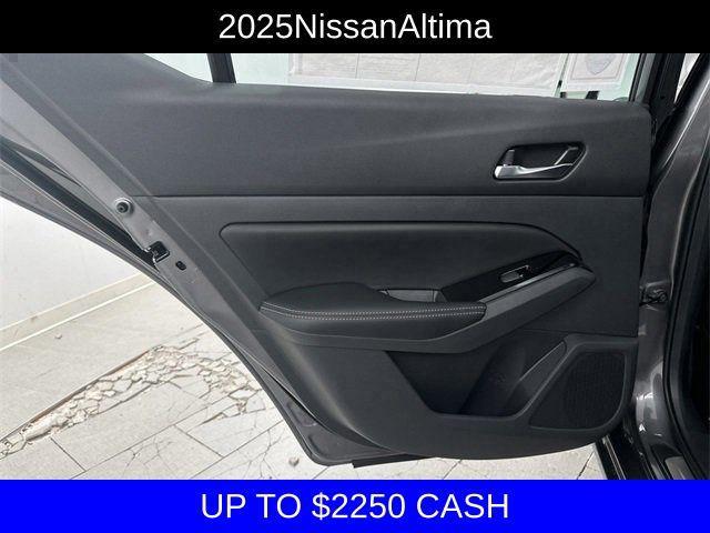 new 2025 Nissan Altima car, priced at $31,995