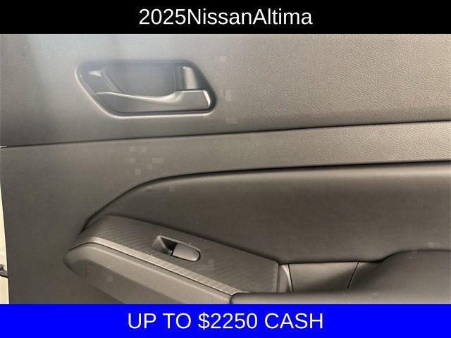 new 2025 Nissan Altima car, priced at $24,995