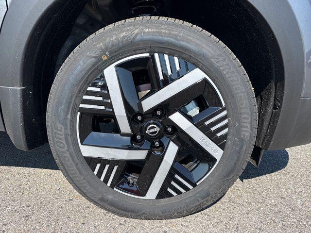 new 2025 Nissan Kicks car, priced at $22,210