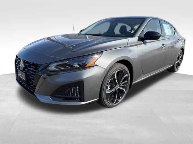 new 2025 Nissan Altima car, priced at $31,495