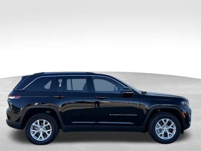 used 2023 Jeep Grand Cherokee car, priced at $33,995