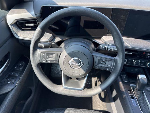 new 2025 Nissan Kicks car, priced at $22,570