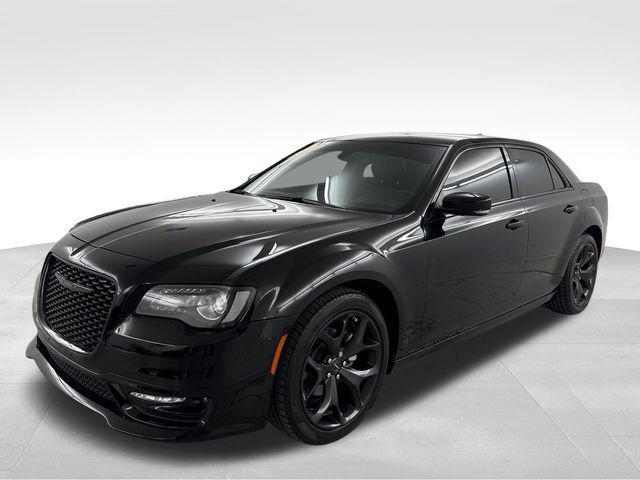 used 2022 Chrysler 300 car, priced at $26,995