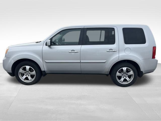 used 2013 Honda Pilot car, priced at $7,500