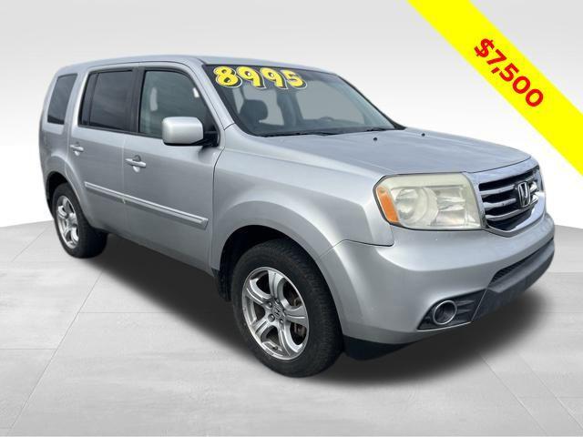 used 2013 Honda Pilot car, priced at $7,500