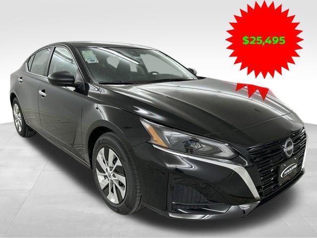 new 2025 Nissan Altima car, priced at $25,495