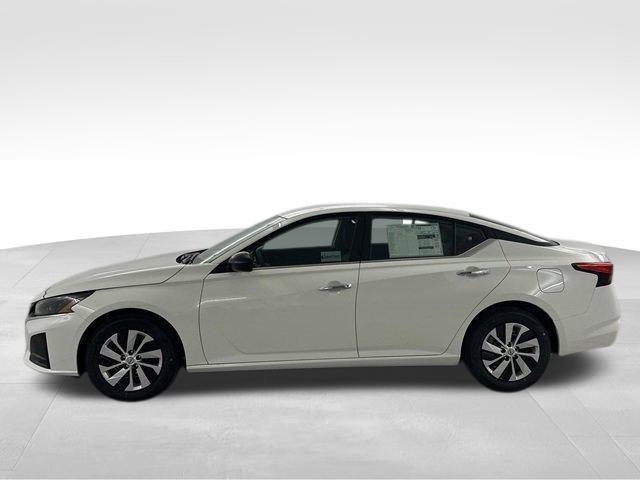 new 2025 Nissan Altima car, priced at $25,613